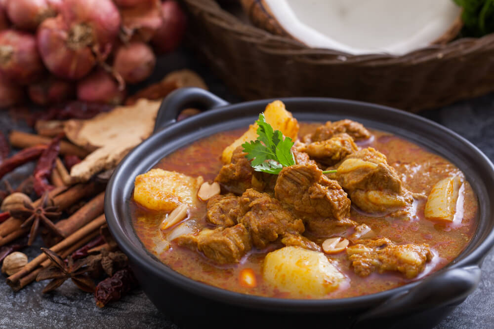 Tender meat in a husaini curry