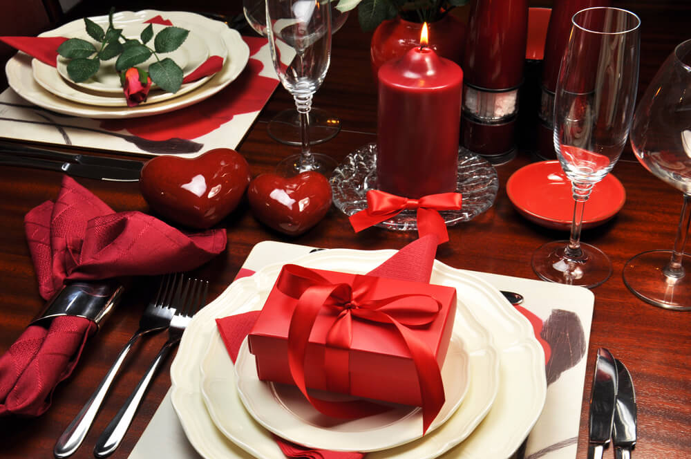 Valentines Day Table Decorating Ideas